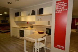 Foodshelf Inside 16